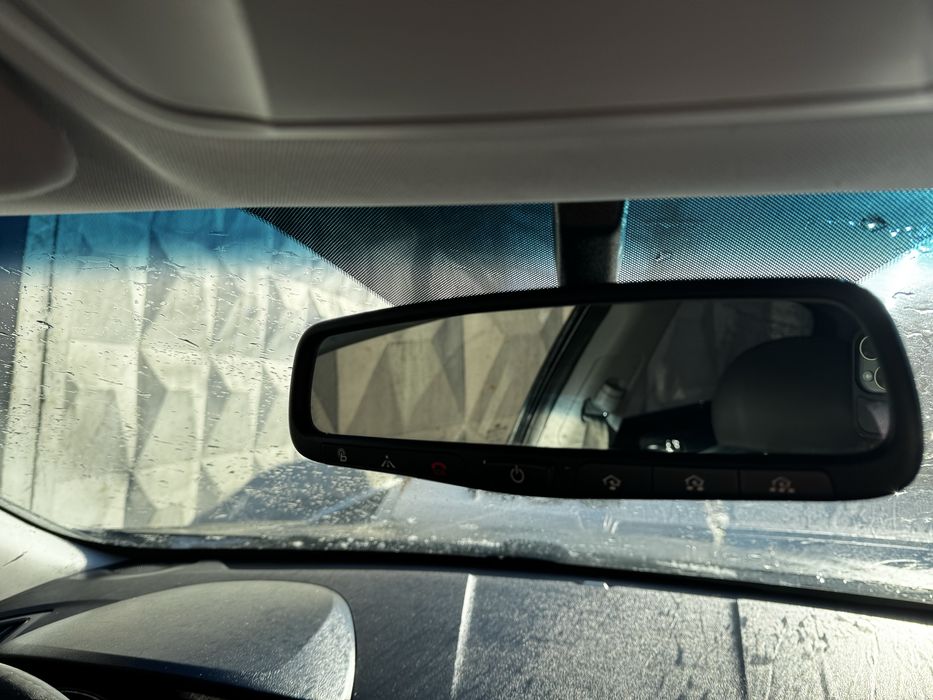 Hyundai Sonata 2.4 Hybrid читати опис