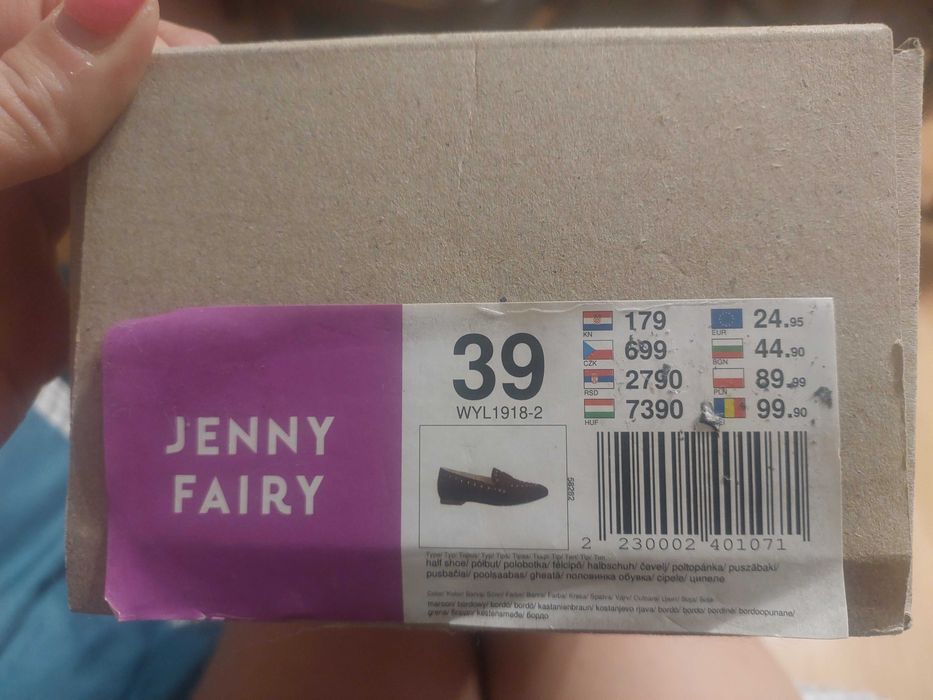 Bordowe półbuty damskie