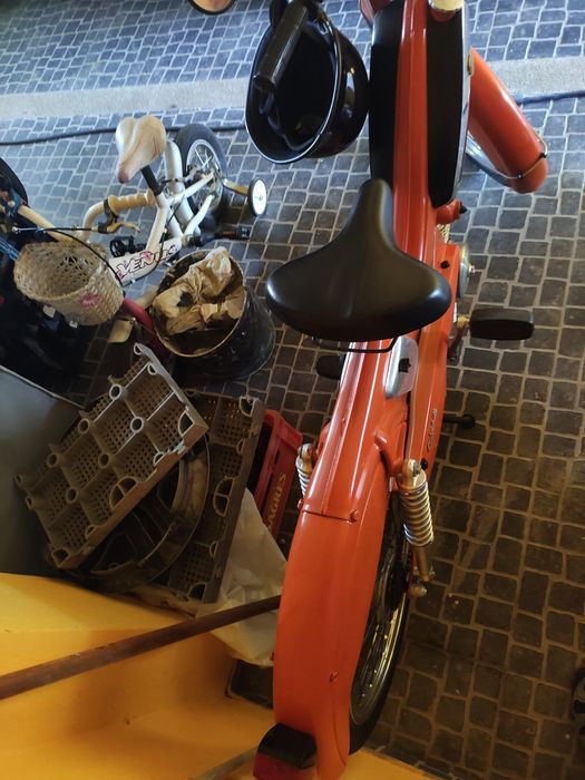 ...Mobillette...64738488118787124