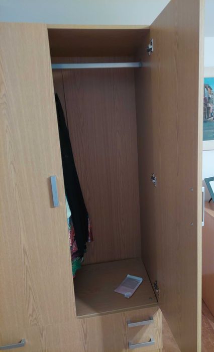 Vendo roupeiro 2 portas