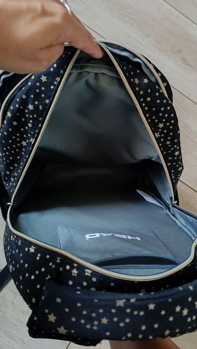 Plecak szkolny trzykomorowy head czarny z gwiazdkami jak nowy