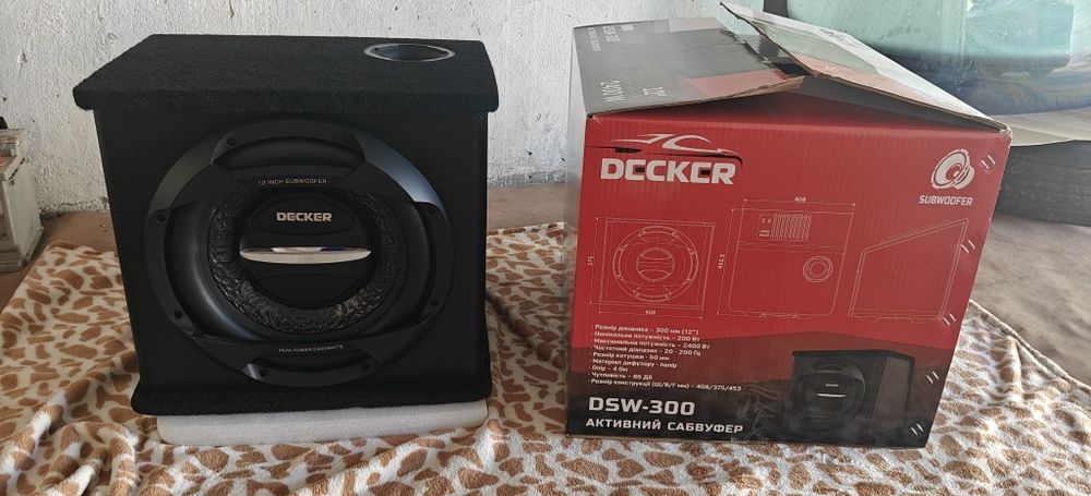 Сабвуфер Decker DSW-300