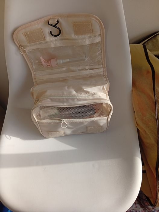 Bolsa de viagem para produtos de higiene