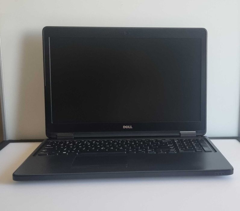 Dell Latitude E5550 / i5 / 8GB-RAM / SSD-256GB