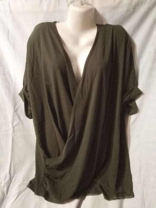 Продам туники женские