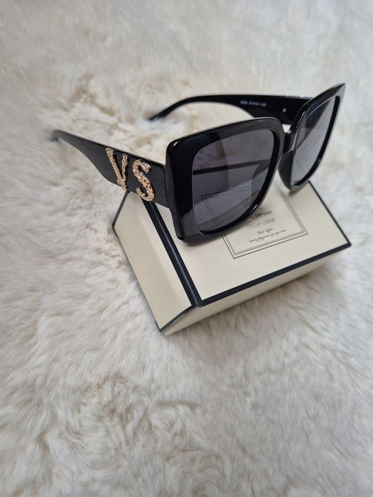 Okulary Valentino