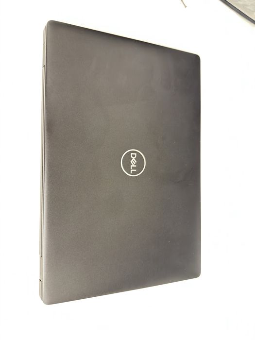 Dell Latitude 5400 i7 16GB 256SSD Windows 11 Pro