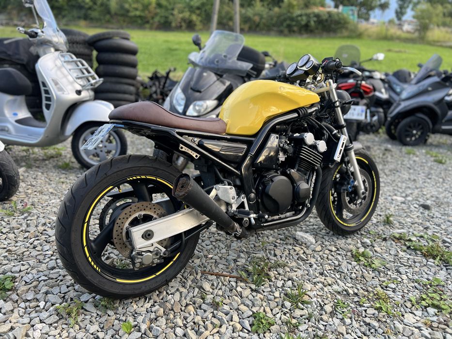 Yamaha Fzs Fazer 600 Cafe Racer Custom