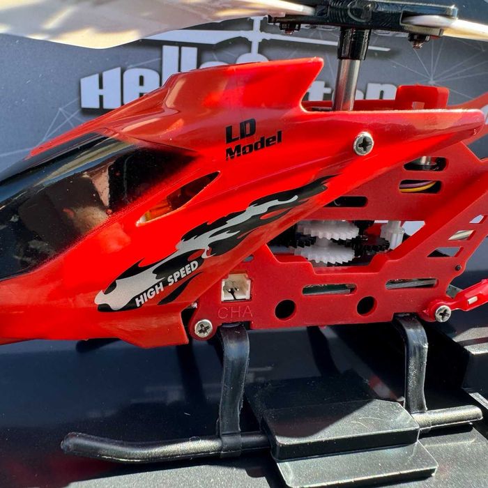 Вертолет на радиоуправлении ДРАКОН Красный. Игрушка на радиоуправлении