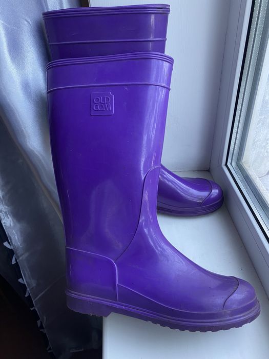Резиновые сапоги
