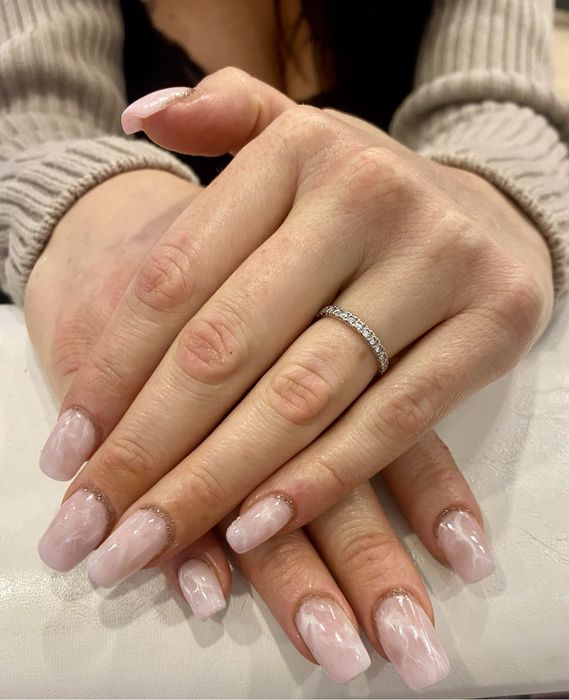 Promocja .hybrydowy manicure Paznokcie hybrydowe/zelowe