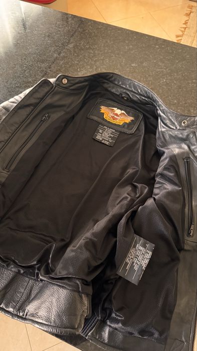 Blusão Harley-Davidson® M Slim em Couro, Raro na Europa, Como Novo