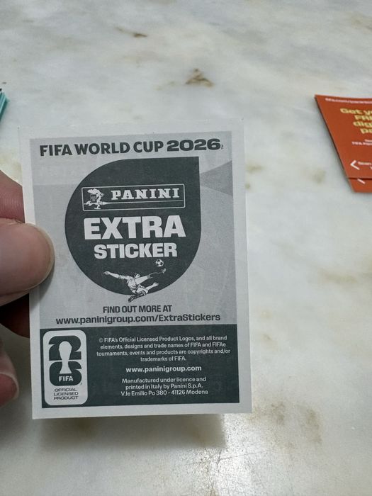 Cromo extra sticker Cristiano Ronaldo Ouro 2026