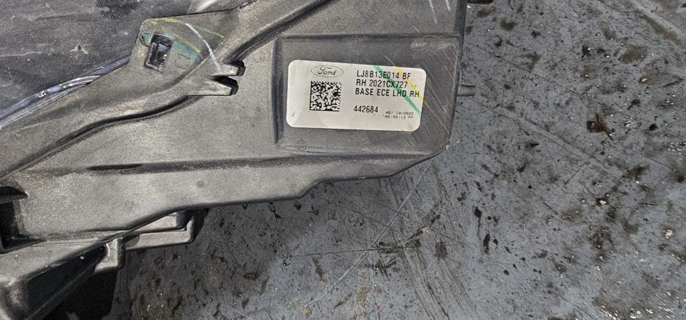 Óptica direita Ford mustang mach-e 2023