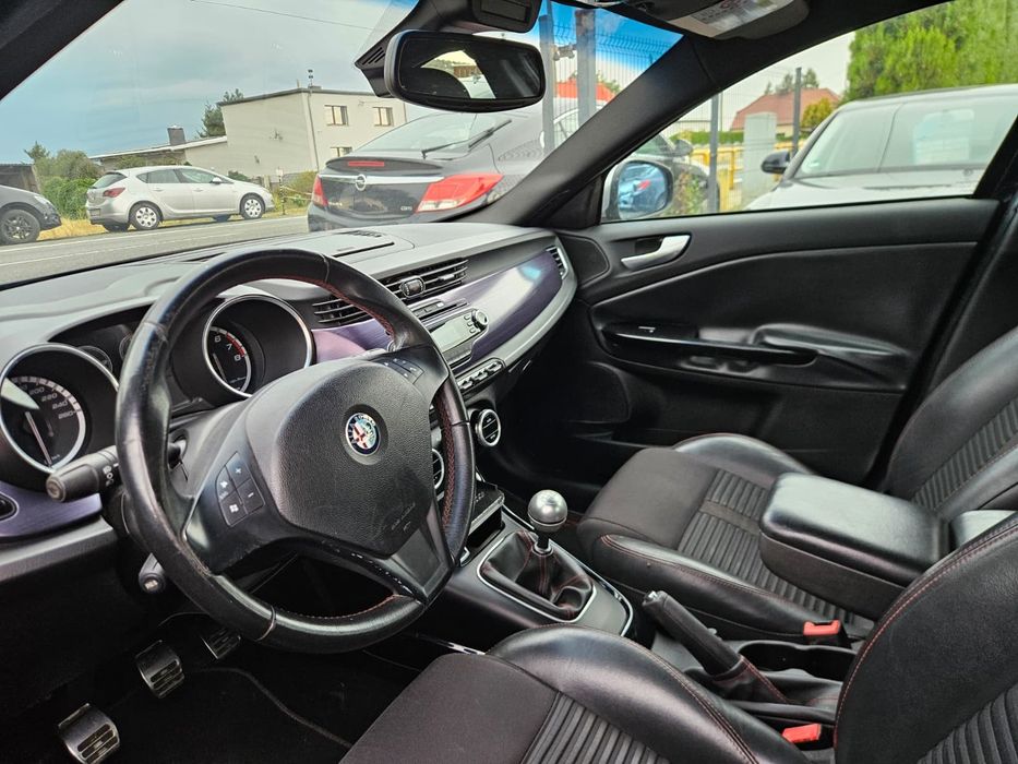 Alfa Romeo Gulietta 1.4 T-jet 120KM benzyna niski przebiegiem
