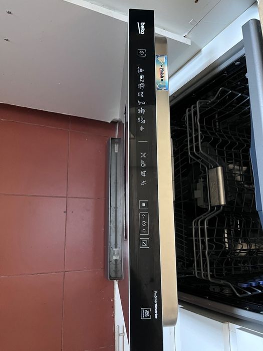 Máquina lavar loiça BEKO