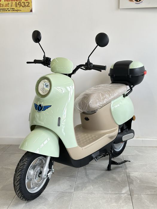 NICE SCOOTER, ALTA PERFOMANCE 100%elétrica e sem carta! Bateria de lítio 60volts removivel. Topo de gama!