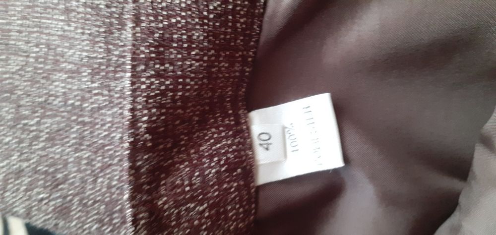 Saia Tamanho 40 / casaco Tamanho 44