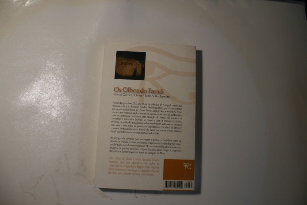 Livro: Os Olhos do Faraó -Valentí Gómez i Oliver - Boris de Rachewiltz