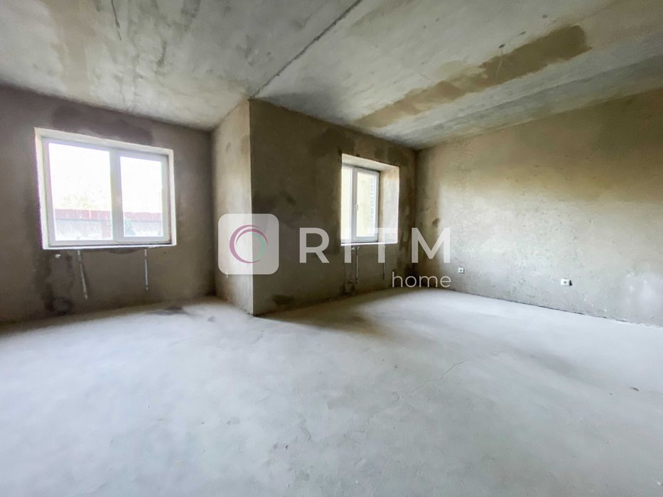 Продаж великогабаритної 3-к. квартири — м. Луцьк, вул. Кравчука!