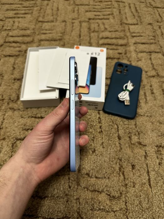 Xiaomi Redmi 12 4/128 СТАН