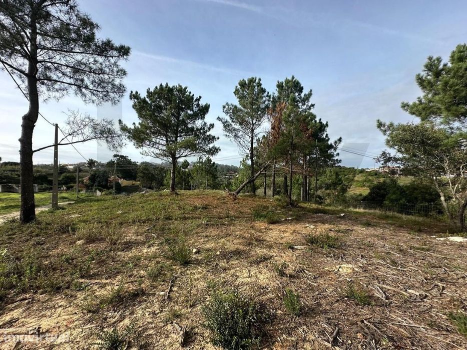 Terreno para Construção com 1.900 m2 em Mafra