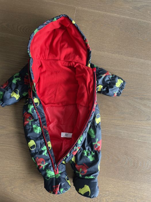 Nowy kombinezon 3-6 m