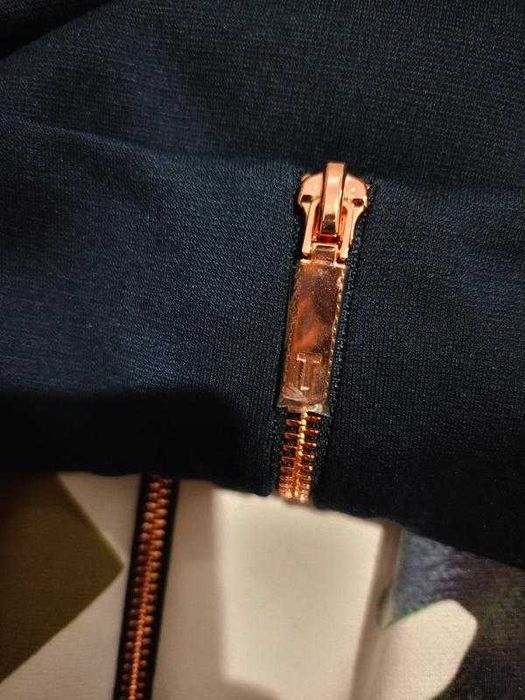 Платье-футляр миди с цветочным принтом и поясом Ted Baker размер 2