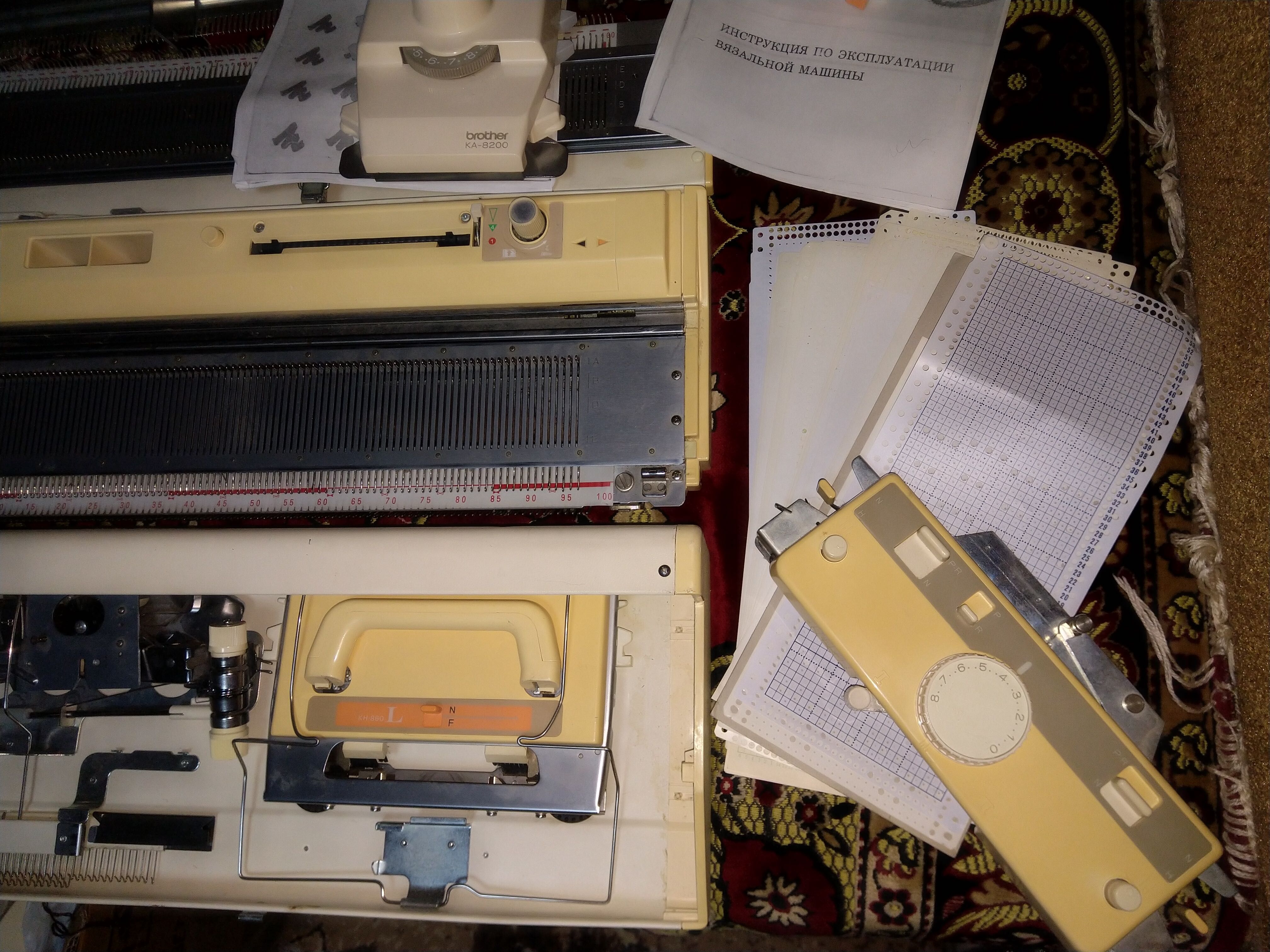 Двухфонтурная перфокарточная вязальная машина BROTHER KH-860/KR-850: 35 ...