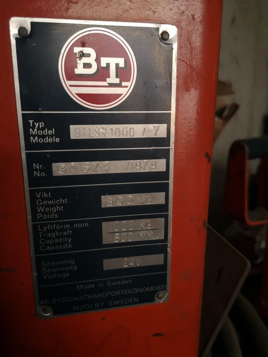 Wózek podnosnikowy  BT L SV 1000/7