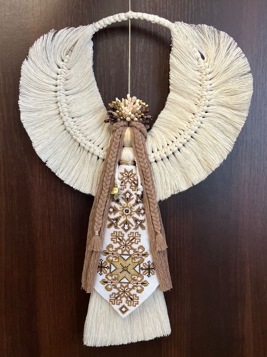 Ангел макраме в Українському стилі, повністю ручна робота