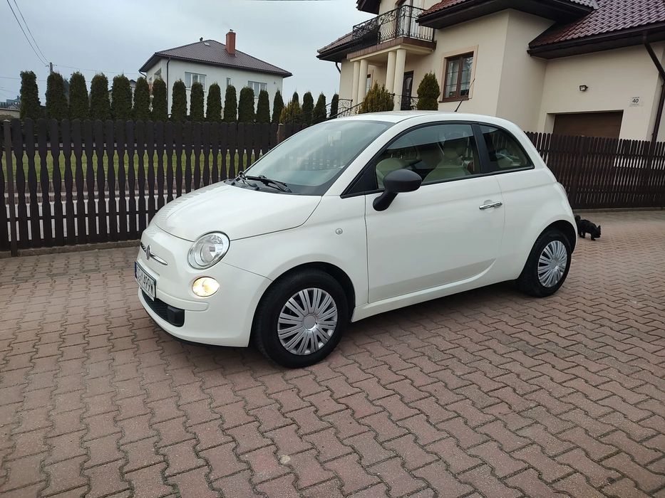 Fiat 500 salon polska