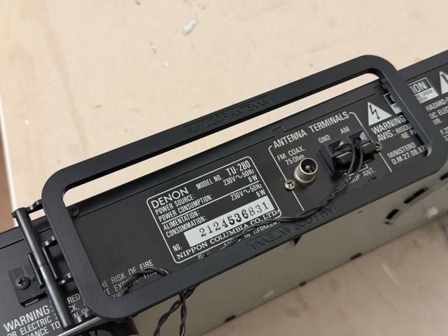 Sintonizador Denon TU-280 Hi-Fi Precision Audio Component