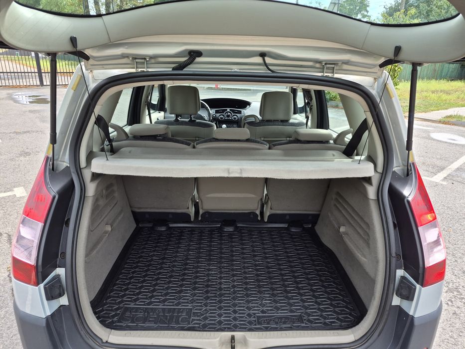 Продам Renault Scenic 1.6 бензин