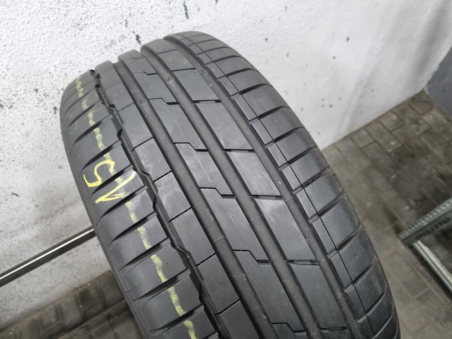 225/50/17 98Y Hankook Ventus S1 Evo 3 Dot.4723R