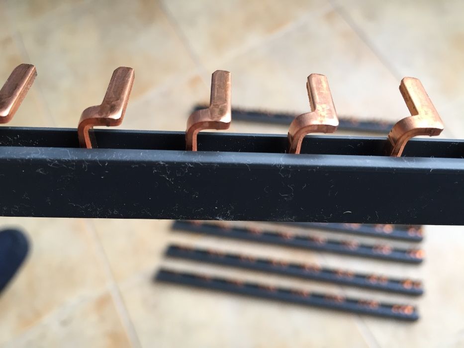 Lote de 16 Pentes de Ligação / Shunt, Mono (1P) + Tri (3P)