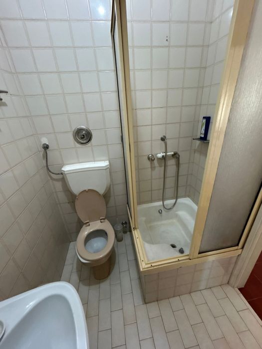 Suite e Quarto Casal em T3 300€ - com piscina junto à  paria