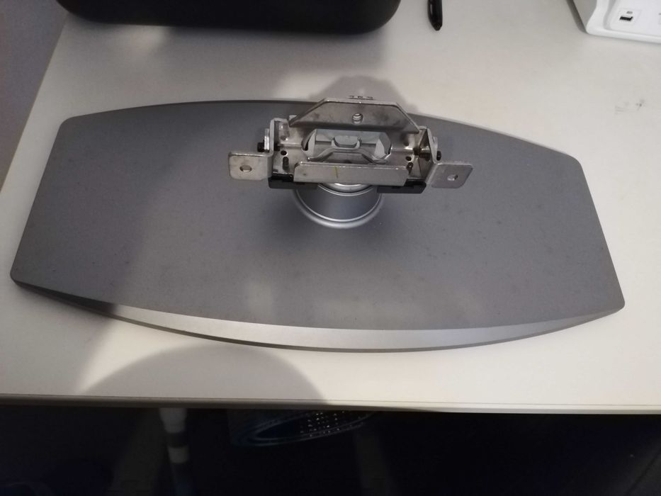 Suporte de Televisão universal de mesa ou parede