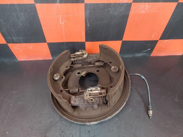 Conjunto Maxilas Travão Esquerdo MITSUBISHI Canter (FB7, FB8, FE7, FE8