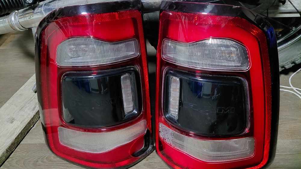 Lampa tył DODGE  RAM V  TRX 2023r 1500 6.2