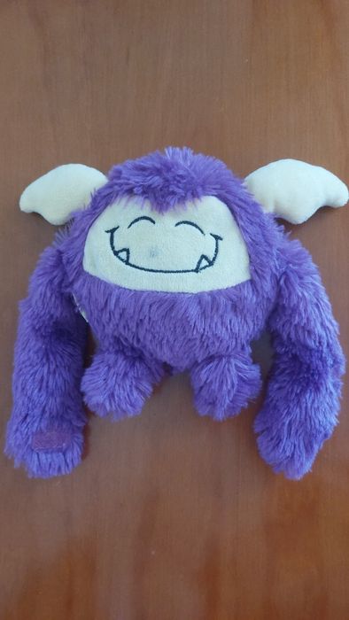 Peluche roxo /  Labubu