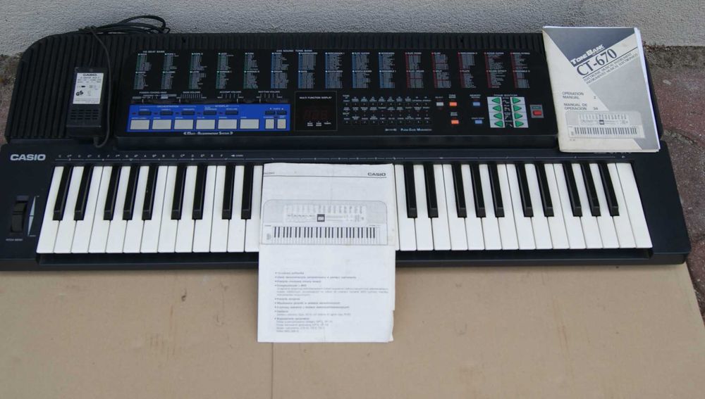 CASIO CT-670 シンセサイザー　動作確認済み CASIO CT-670 シンセサイザー 動作確認済み