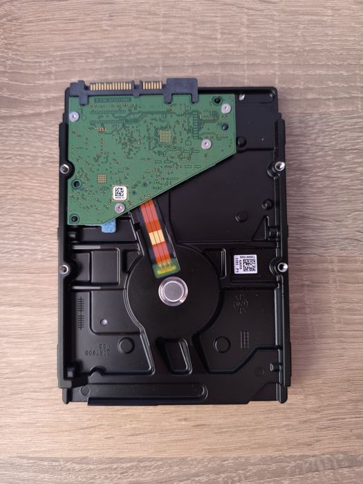 Dysk twardy Samsung Barracuda 4TB W pełni sprawny