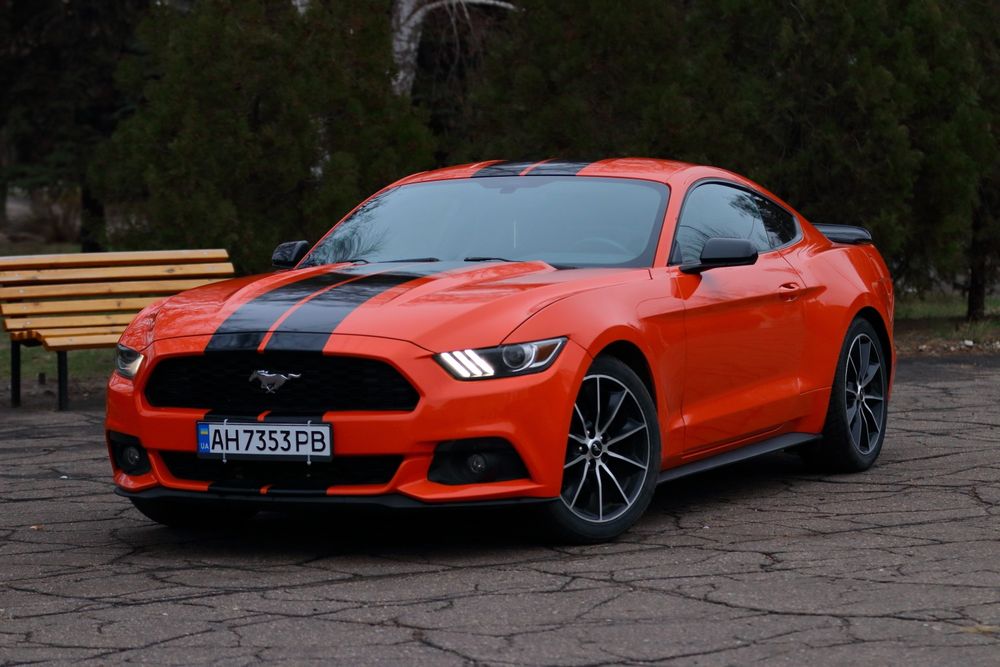 Ford Mustang 2015 2.3 turbo 310к.с
