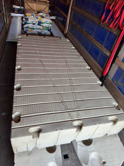 Плавучий причал для гідроцикла EZ Port Max 2i (США) + EZ Dock