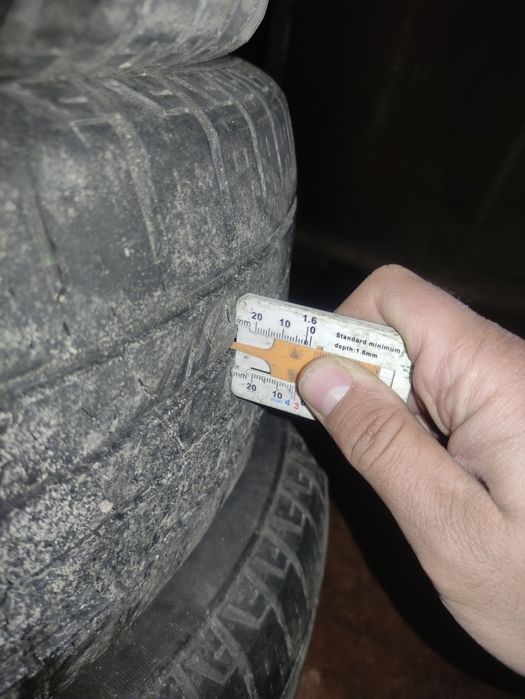 Шини континенталь 215 65 16