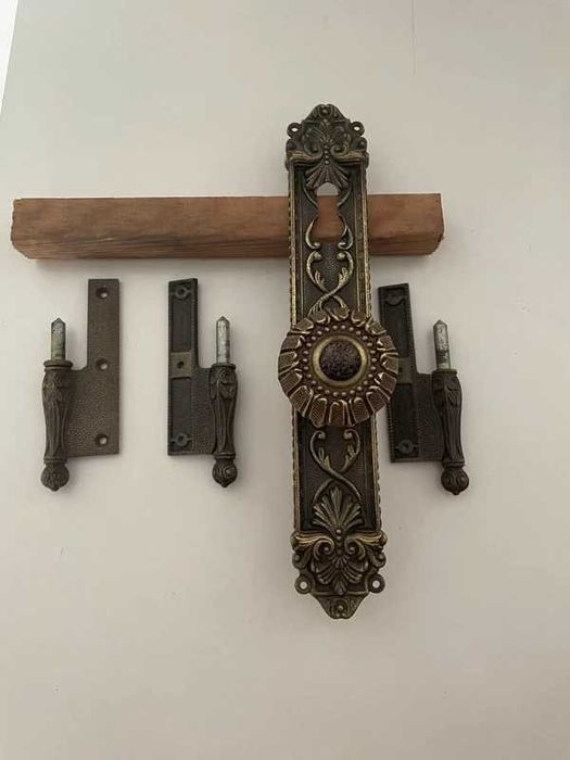 Puxador de porta antigo