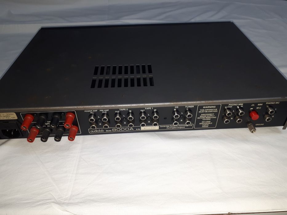Amplificador AUDIOLAB 8000 A