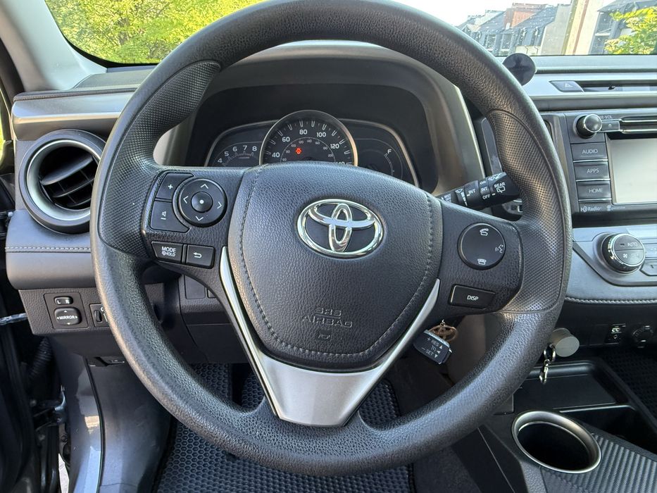 Toyota rav 4 XLE