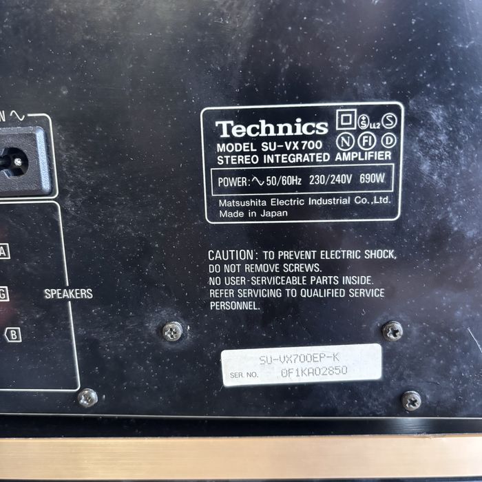 Wzmacniacz Technics su vx-700